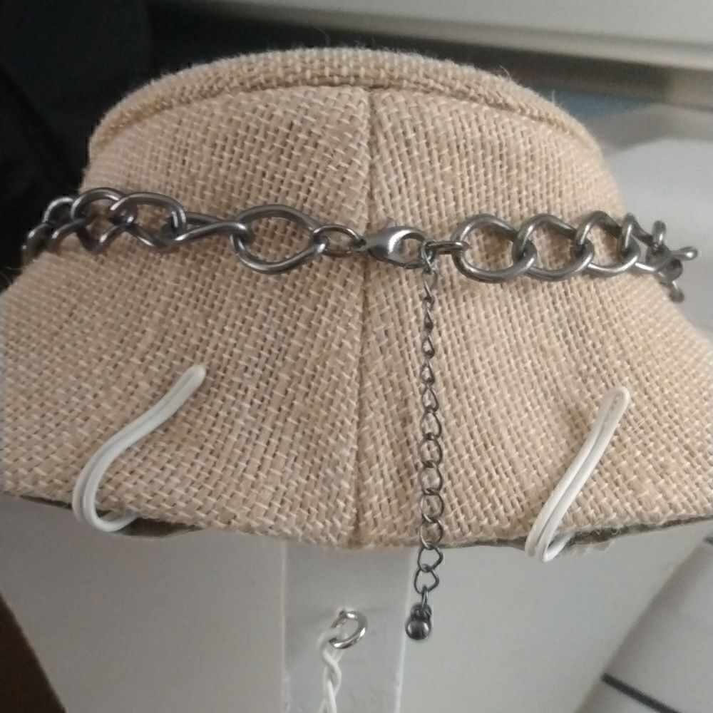 Necklace     - Picture 5 of 5